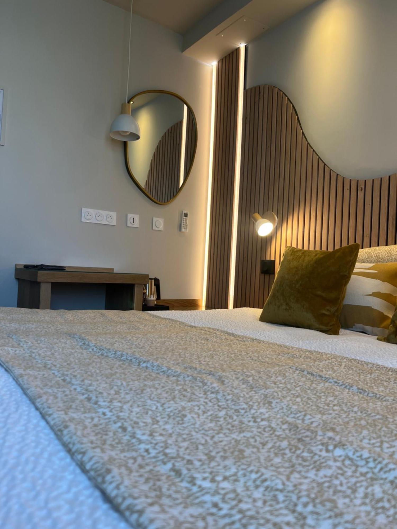 Logis Hotel Le Glacier Orange  Eksteriør billede